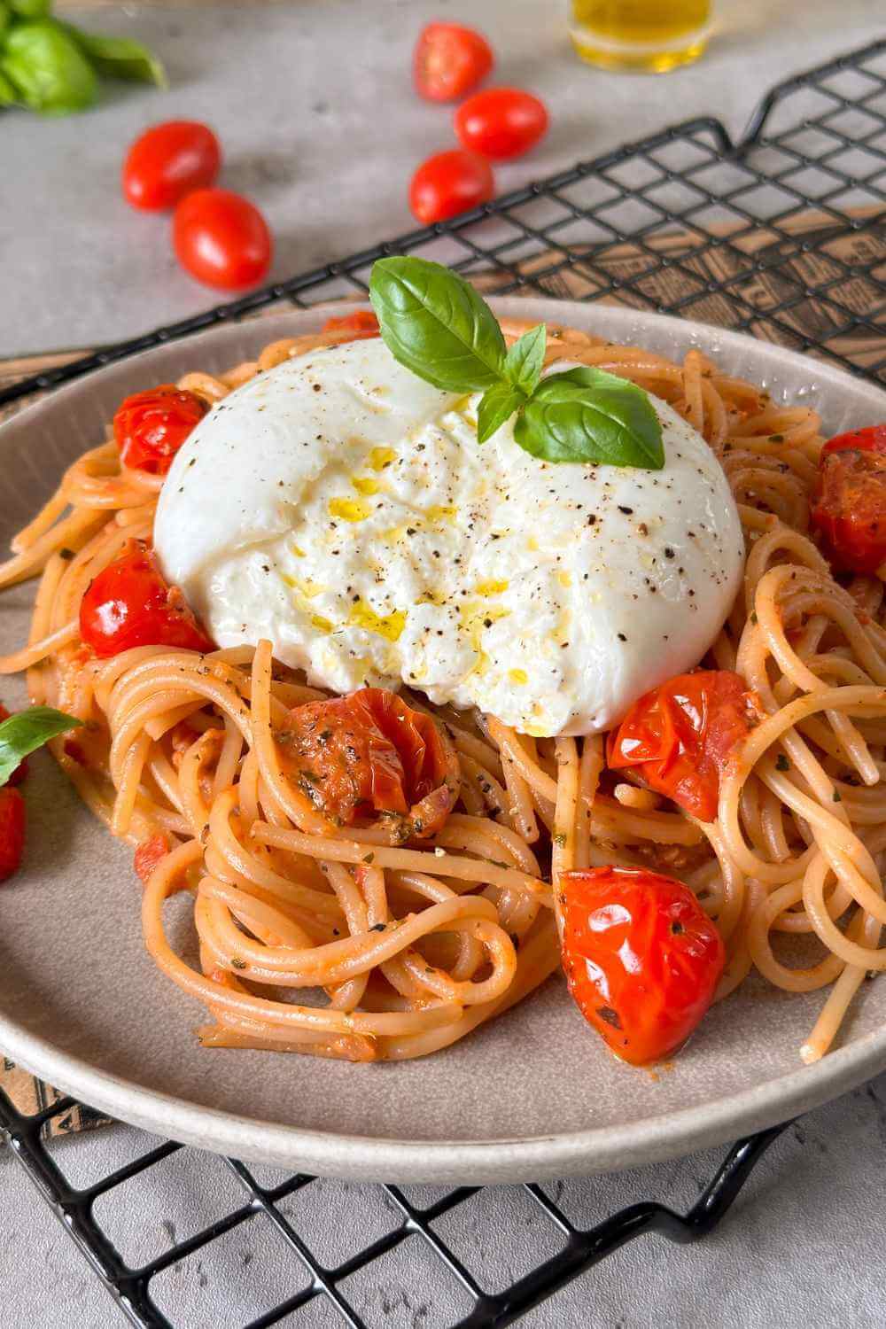 Pasta mit Burrata Pasta mit Burrata