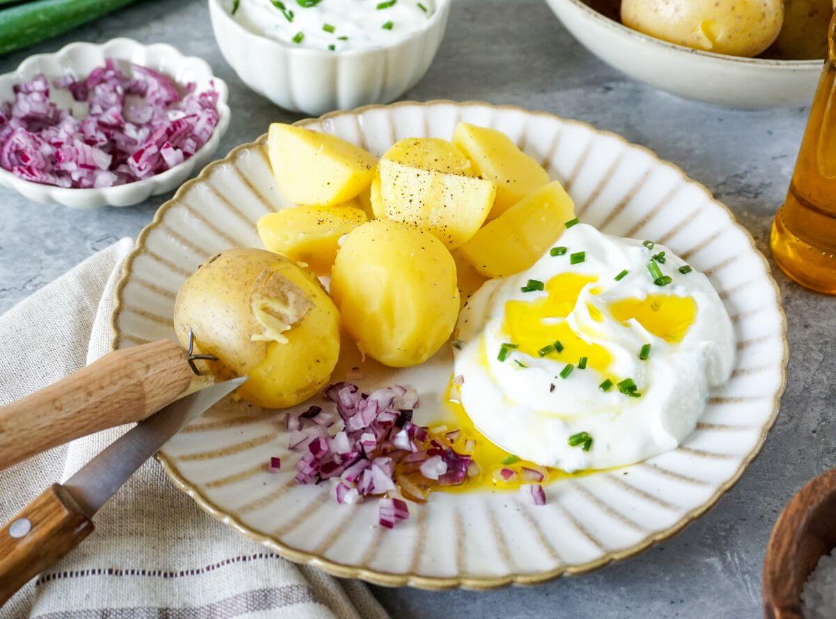Pellkartoffeln mit Quark und Leinöl