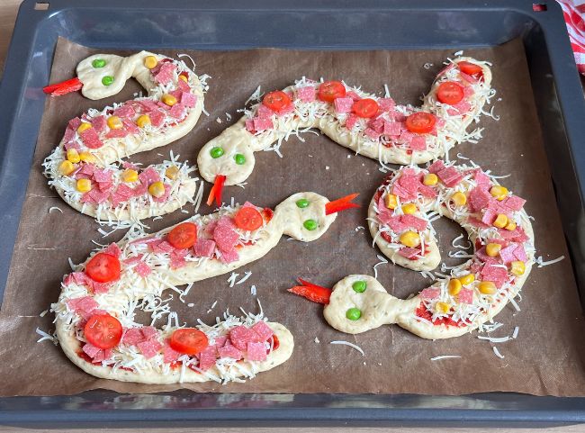 Pizzaschlangen Kinder Pizzaschlangen Kinder