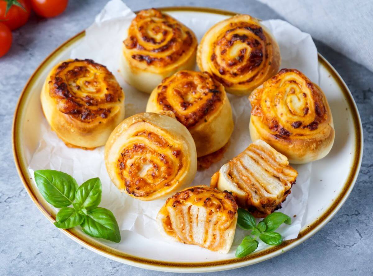 Pizzaschnecken aus der Heißluftfritteuse, blitzschnell gemacht