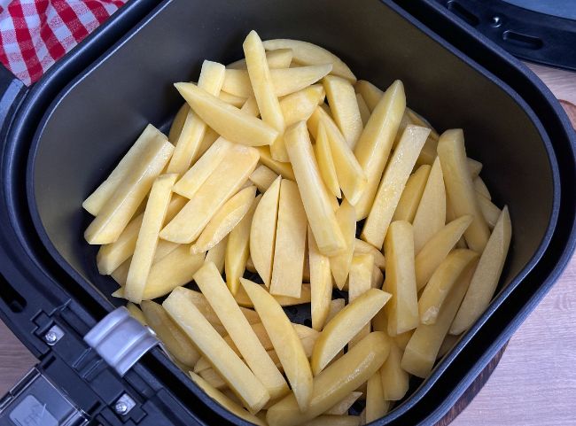 Pommes im Airfryer selber machen Pommes im Airfryer selber machen