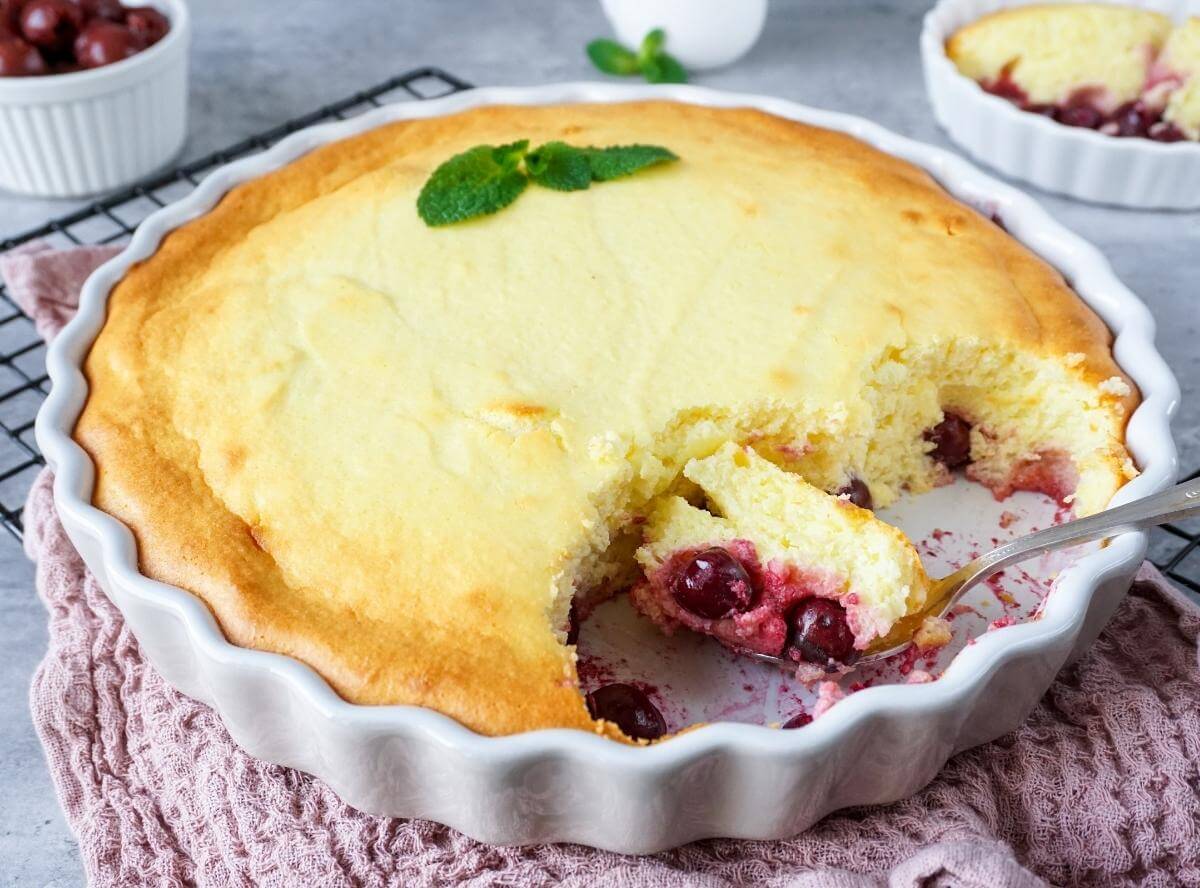 Quarkauflauf mit Kirschen Quarkauflauf mit Kirschen