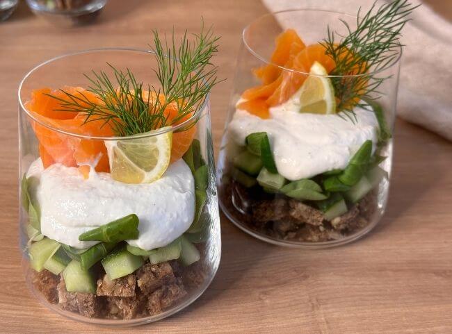 Räucherlachs Vorspeise im Glas Räucherlachs Vorspeise im Glas