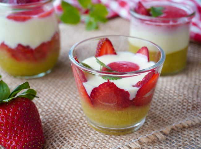 Rhabarberpudding Vanillesoße Rhabarberpudding Vanillesoße
