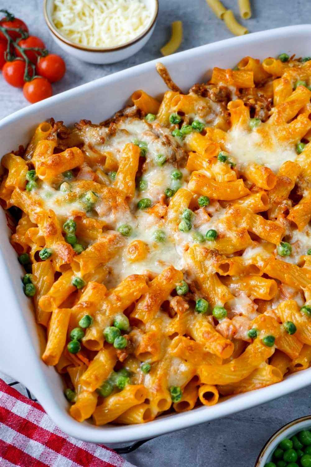 Rigatoni al forno Rezept – wie beim Italiener Rigatoni al forno Rezept – wie beim Italiener