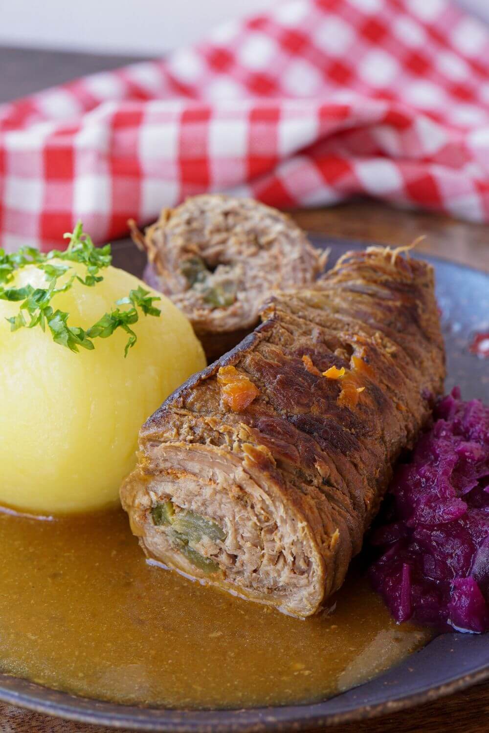 Rinderrouladen - klassisch wie bei Oma Rinderrouladen - klassisch wie bei Oma