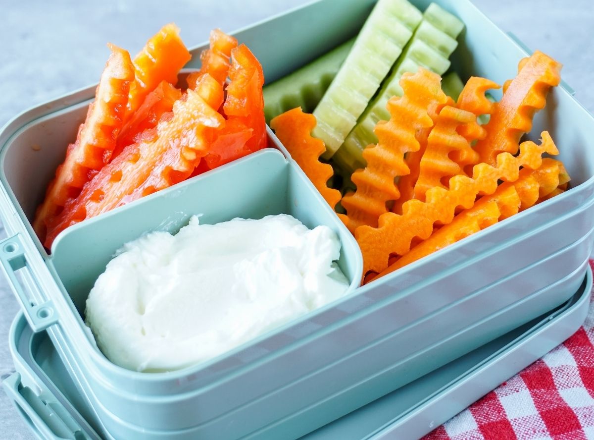 Rohkost mit Dip „Schön frisch hier”