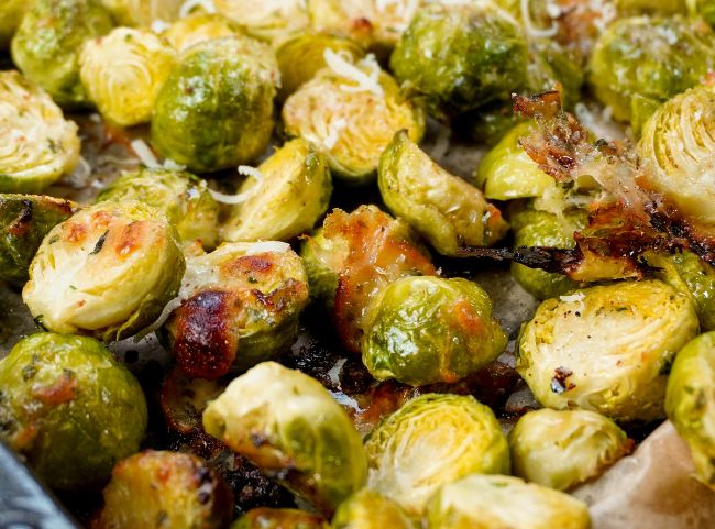 Rosenkohl im Backofen mit K&auml;se