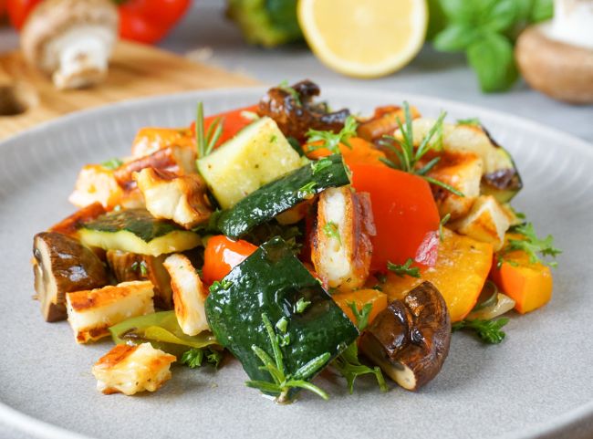 Salat mit Grillgemüse Salat mit Grillgemüse