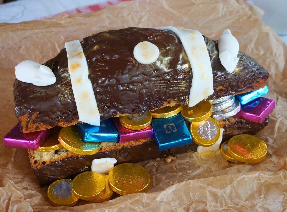 Schatztruhe-Kuchen f&uuml;r den Kindergeburtstag