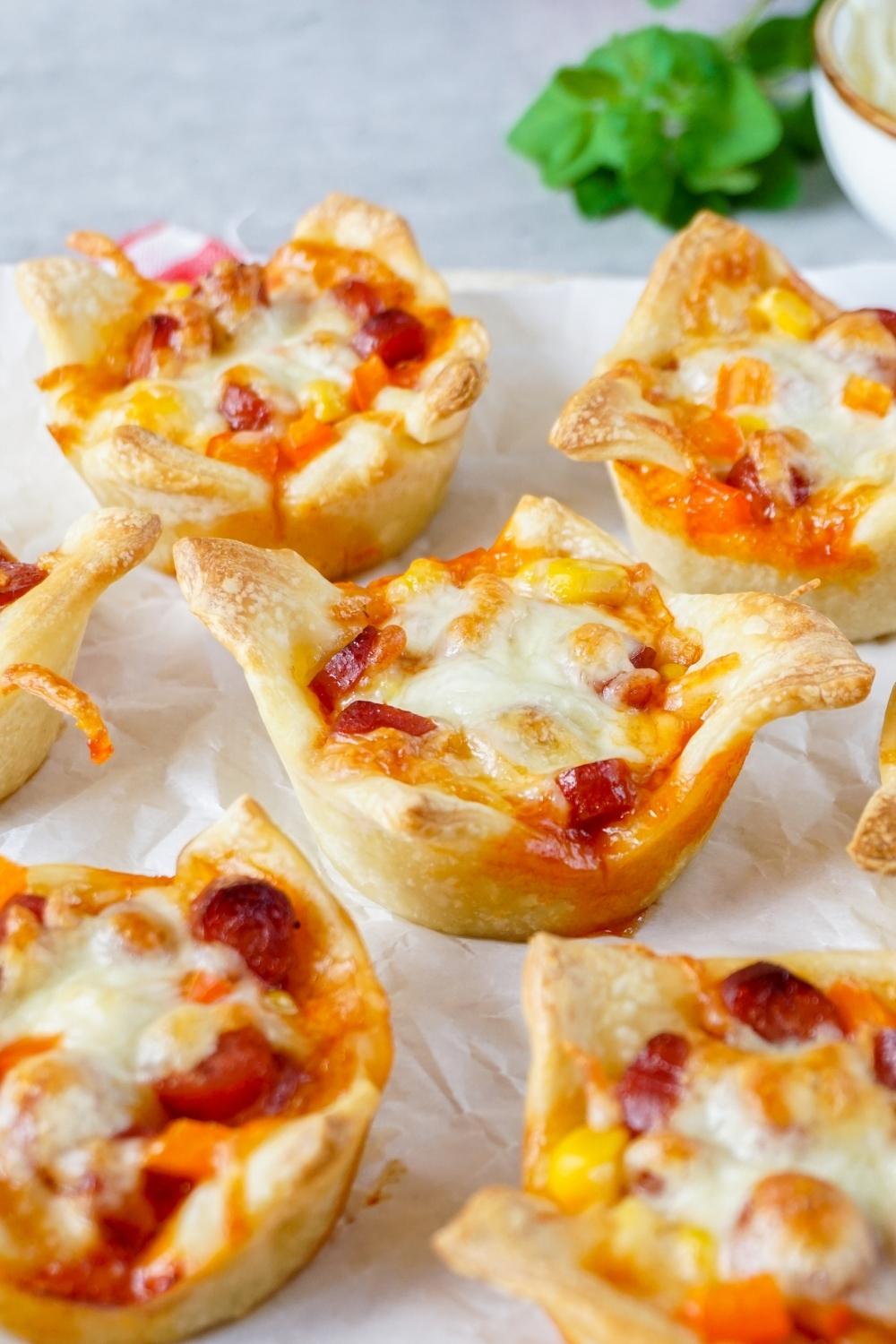 Schnelle Pizza-Muffins, die nicht nur Kinder lieben Schnelle Pizza-Muffins, die nicht nur Kinder lieben