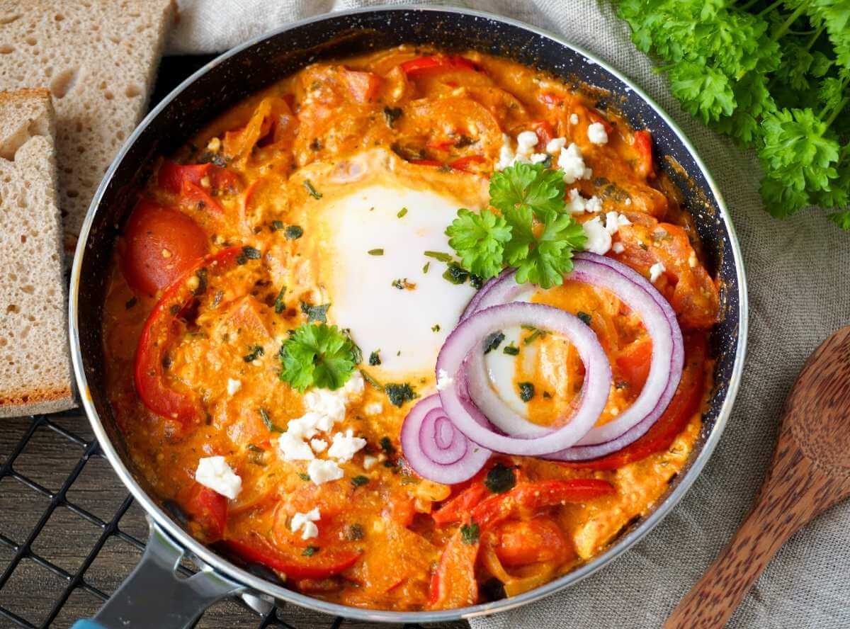 Shakshuka mit Feta - so einfach, so gesund