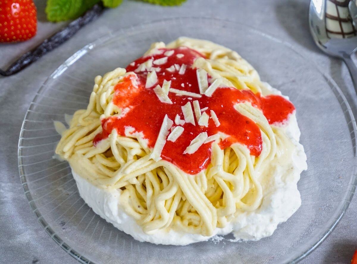 Spaghetti-Eis selber machen – so einfach geht’s