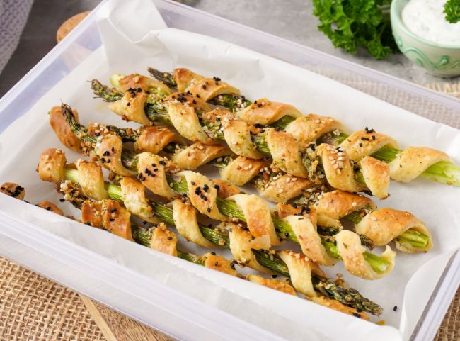 Spargel Bl&auml;tterteig Stangen