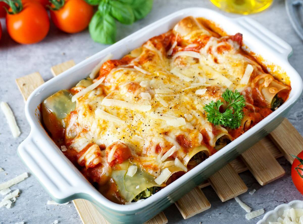 Spinat Cannelloni mit Tomatensauce