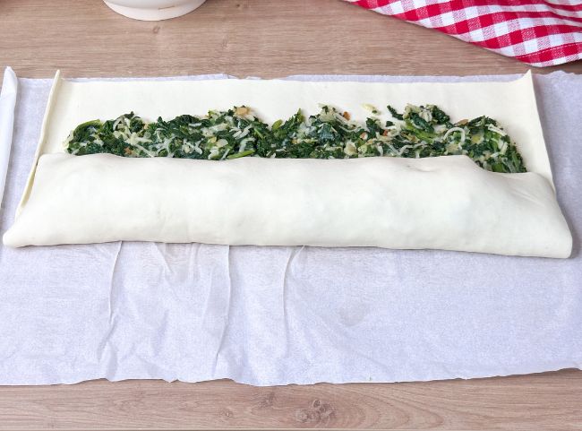 Spinatstrudel Blätterteig Spinatstrudel Blätterteig