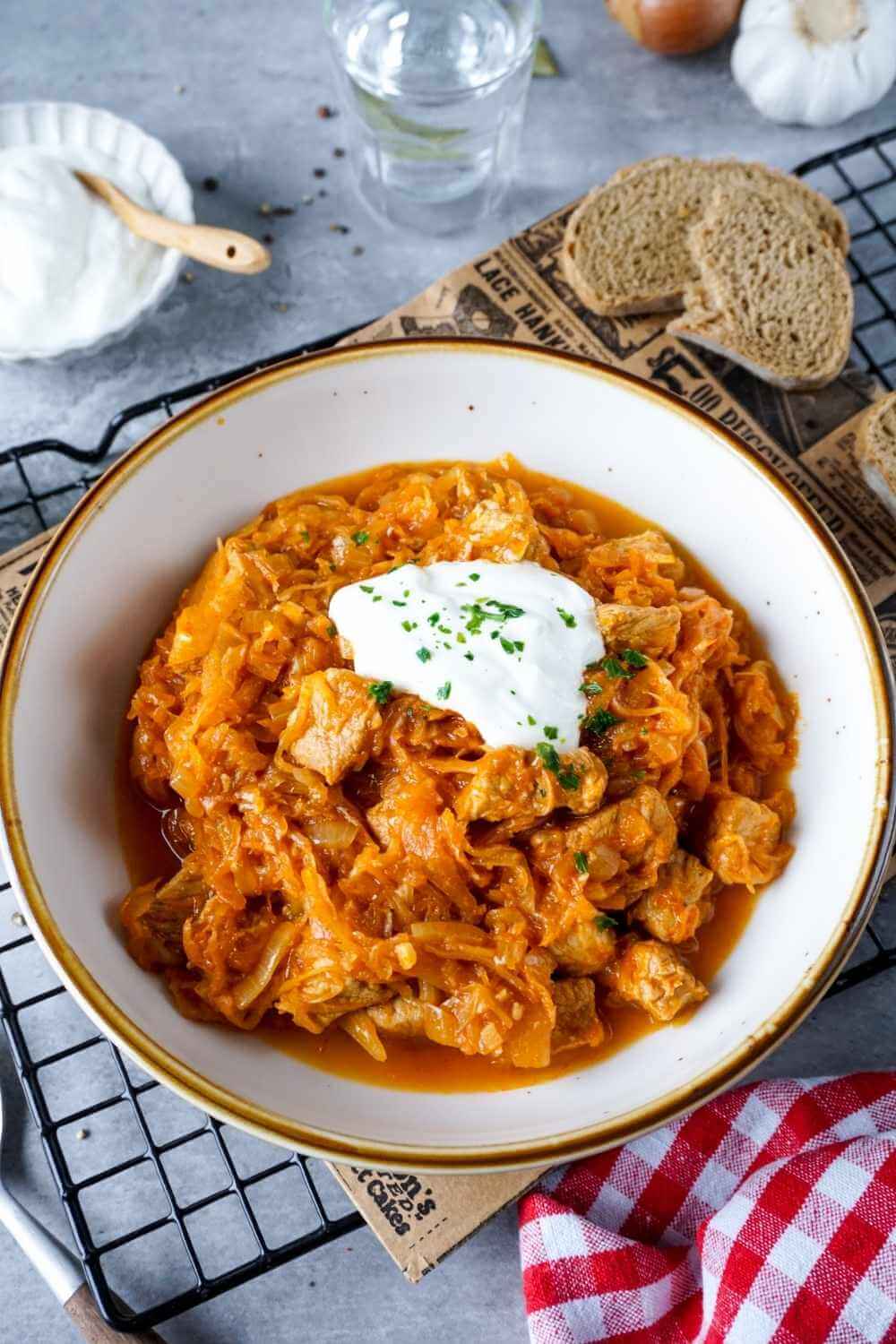 Szegediner Gulasch ganz einfach Szegediner Gulasch ganz einfach