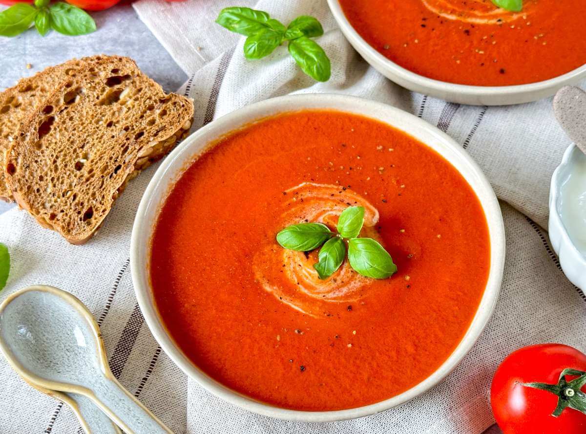 Tomatensuppe von Oma Lotti – ihr einfaches Rezept