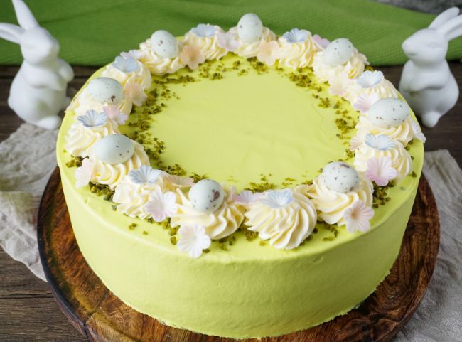 Torte zu Ostern Torte zu Ostern