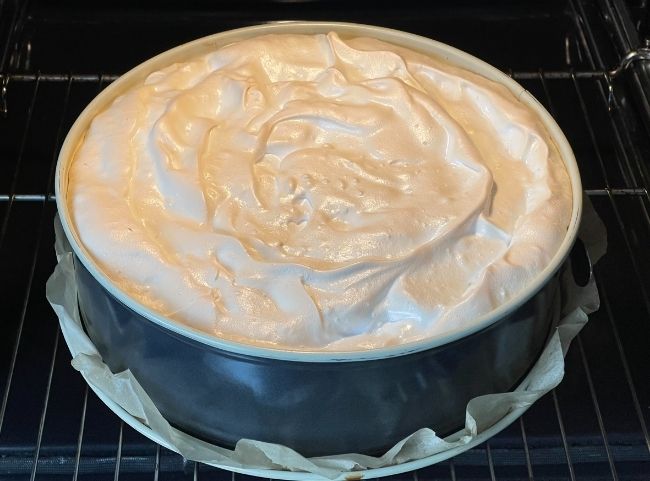 Tränenkuchen mit Baiser Tränenkuchen mit Baiser