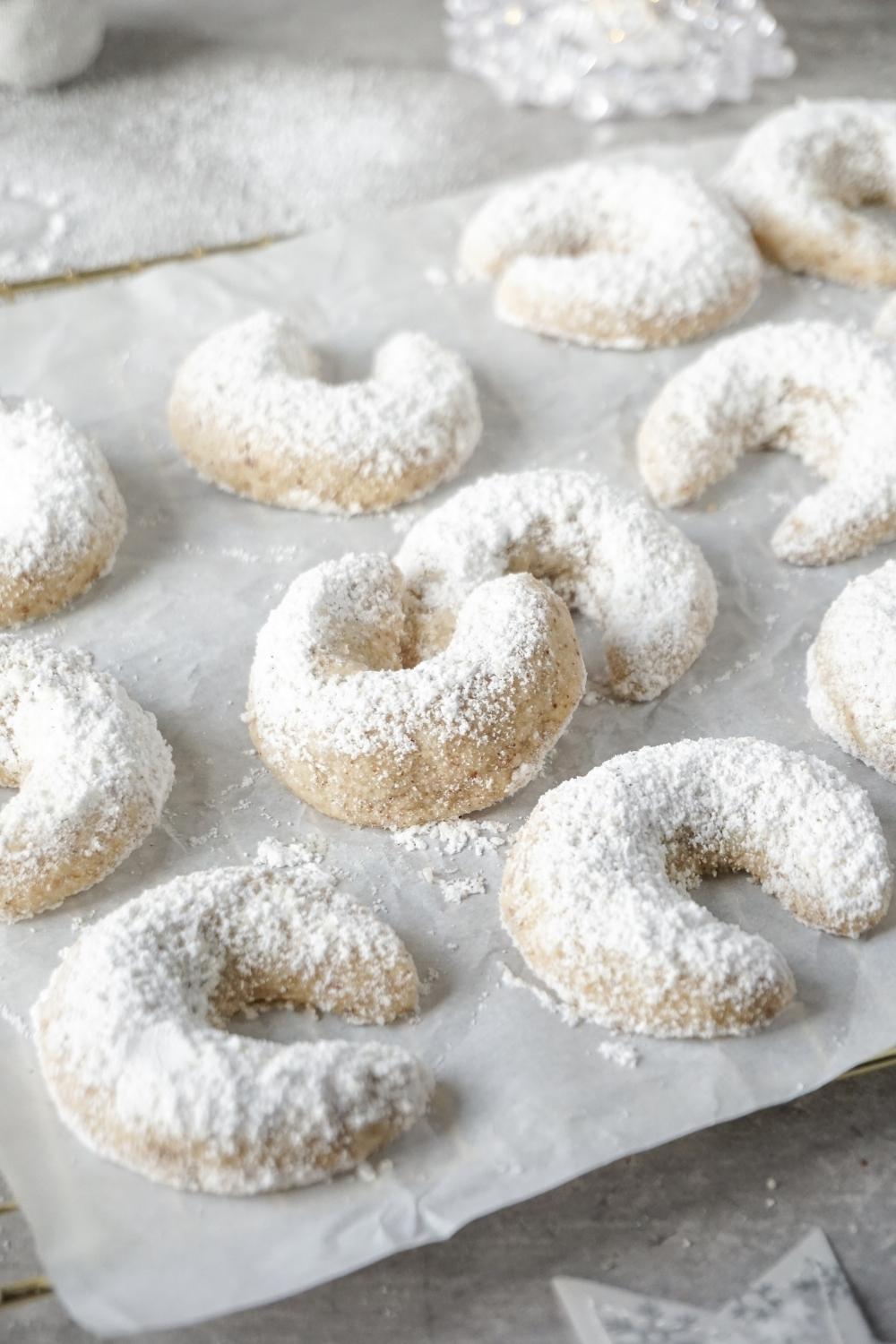 Vanillekipferl – Oma Lottis himmlisch leckeres Rezept Vanillekipferl – Oma Lottis himmlisch leckeres Rezept