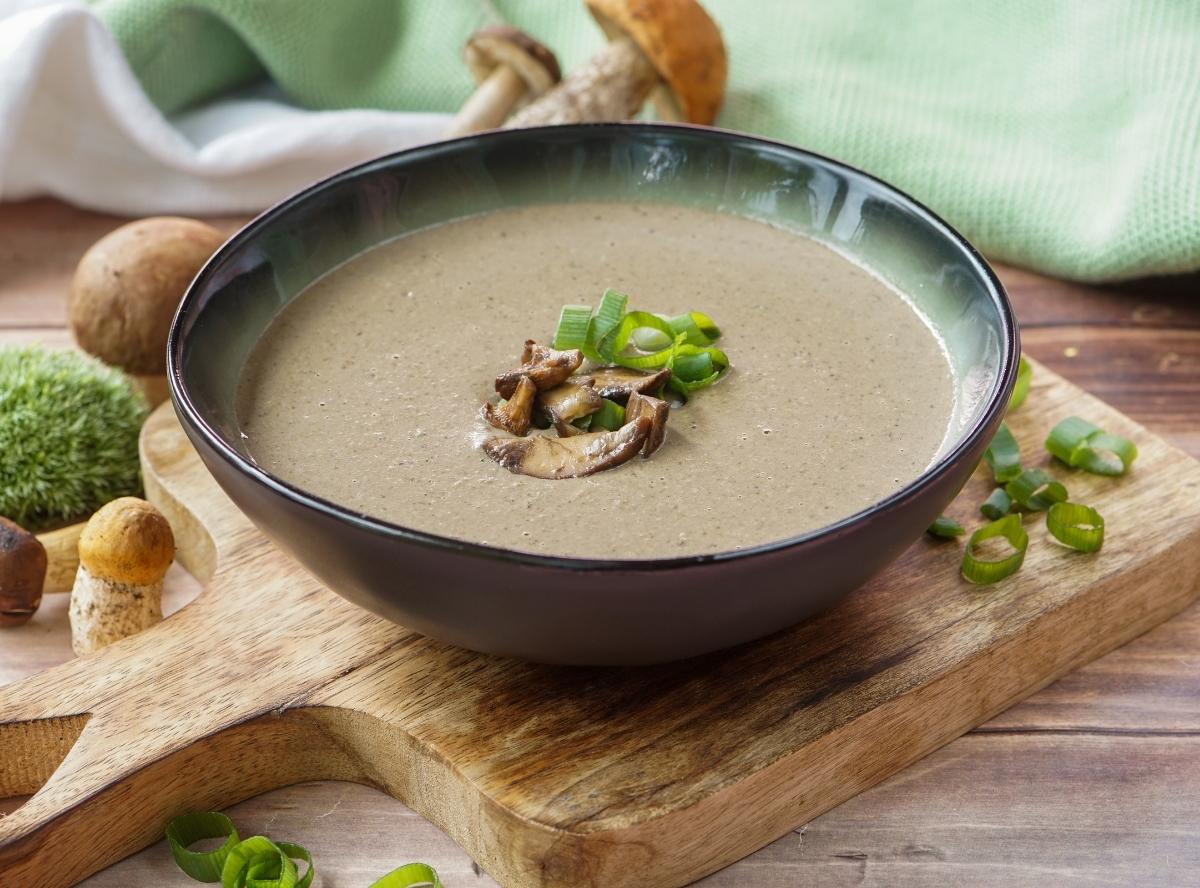 Waldpilzsuppe mit Sahne