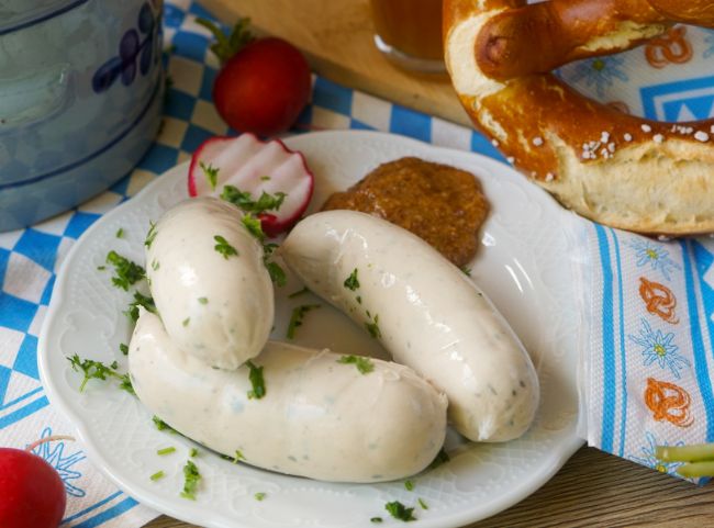 Weißwurst mit Brezeln Weißwurst mit Brezeln