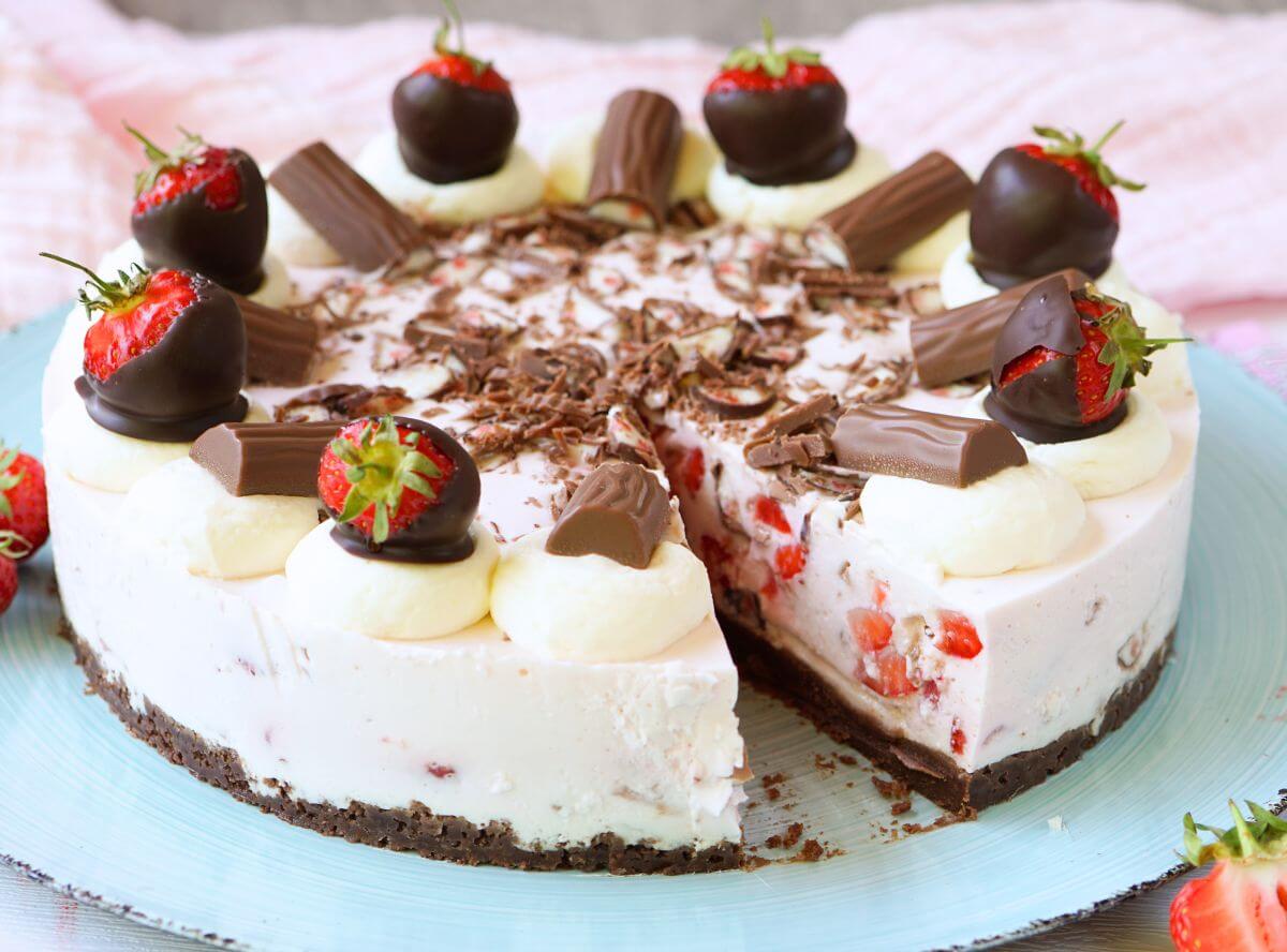 Erdbeer Yogurette Torte ohne Backen