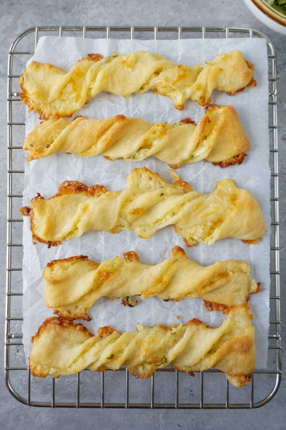 Zucchinistangen mit Käsefüllung - schnell & einfach
