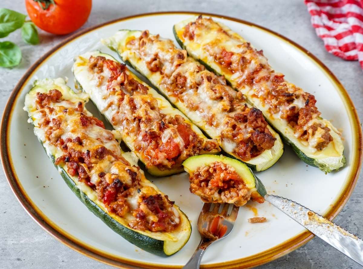 Zucchini mit Hackfleisch gef&uuml;llt