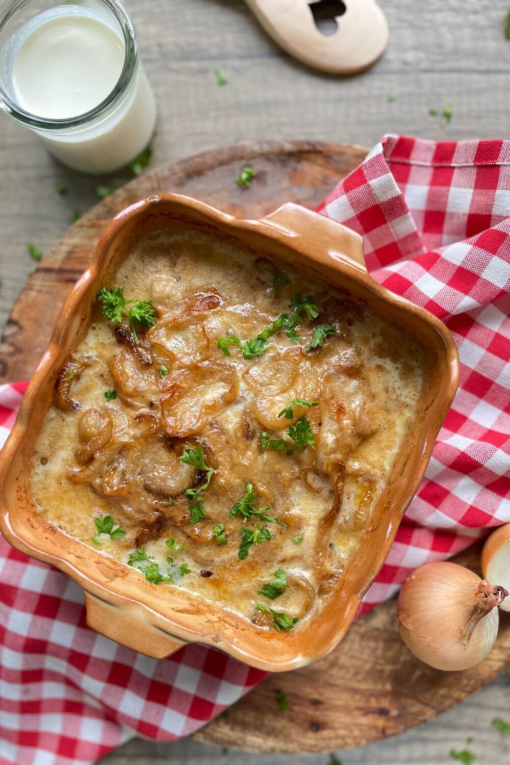 Zwiebel Sahne H&auml;hnchen aus dem Backofen