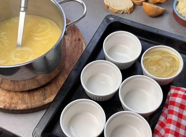 Zwiebelsuppe Förmchen Zwiebelsuppe Förmchen